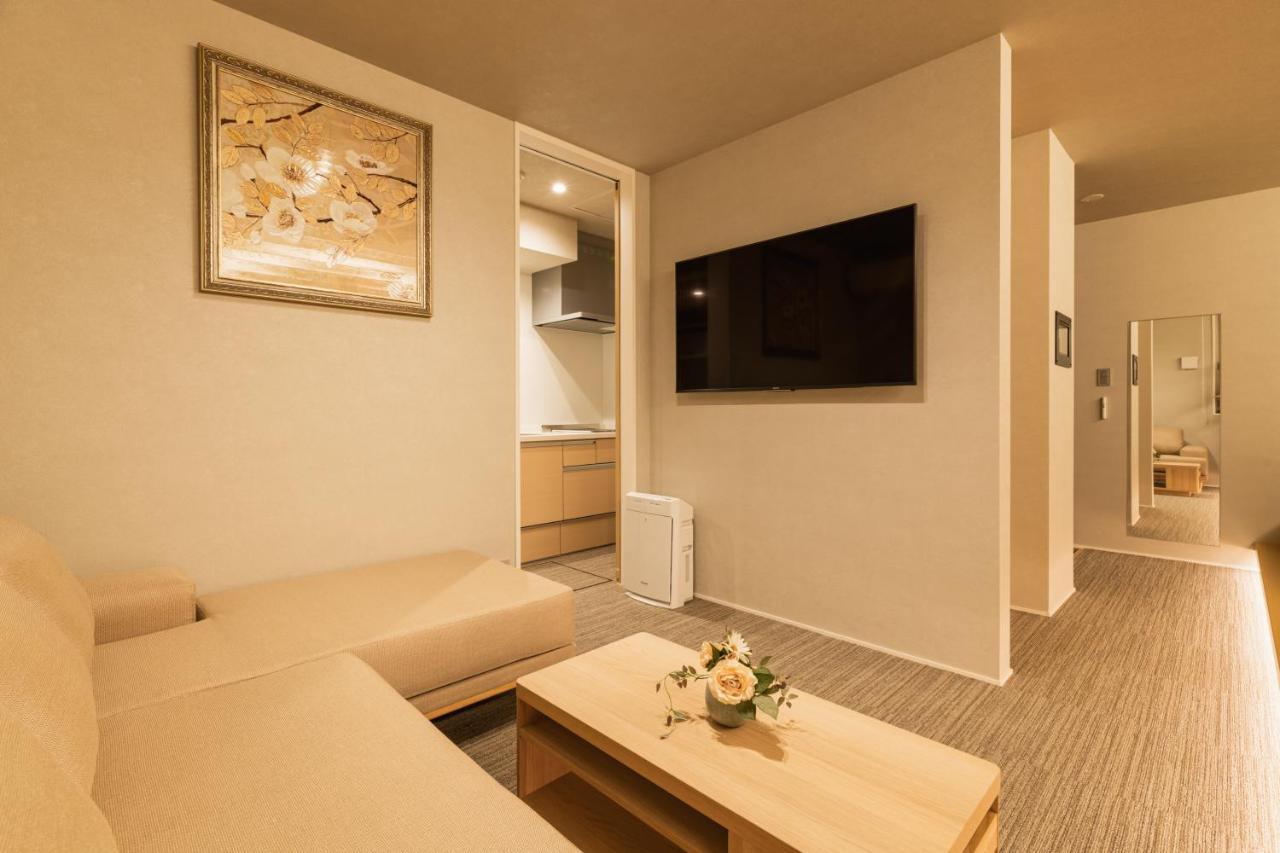 Grand Base Hakata Station Lejlighedshotel Fukuoka  Eksteriør billede